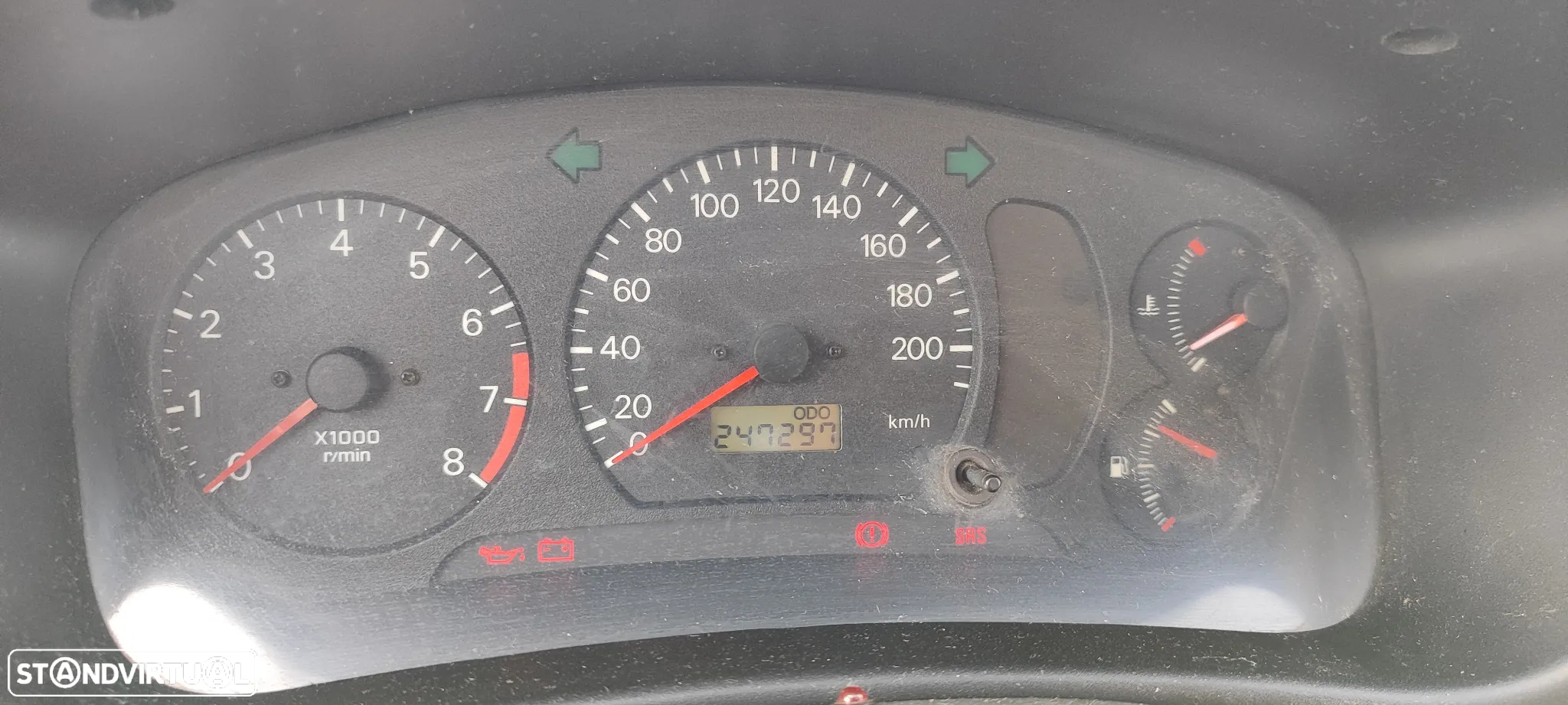 Mitsubishi Lancer 1.3 GLX - 30