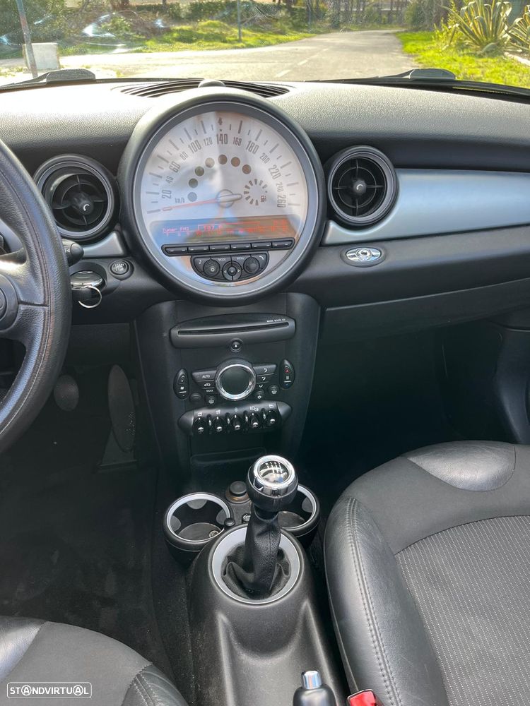 MINI Cabrio Cooper D - 10