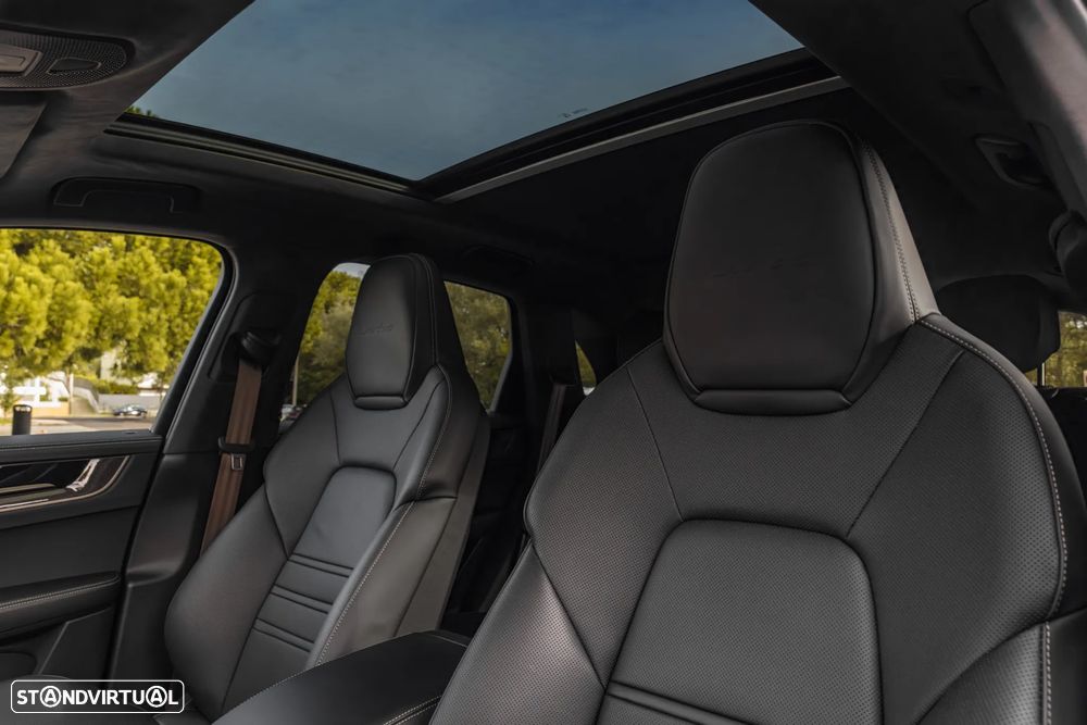 Porsche Cayenne Turbo E-Hybrid Tiptronic S - 26