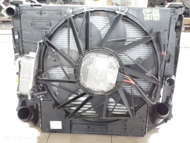 BMW X3 F25 X4 F26 N47N N20 Chłodnice Wentylator Komplet Chłodnica Intercooler Zestaw  17118623369 8623369 17118623350 8623350 17117593838 7593838 17117593839 7593839 17517593845 7593845 17117593852 7593852 17427560877 7560877 17427601676 7601676 673275662595 7562595 16141910 18799910 Valeo M153180-B EC138Y1413V A45585-107 73912311 64539216143 9216143 - 6