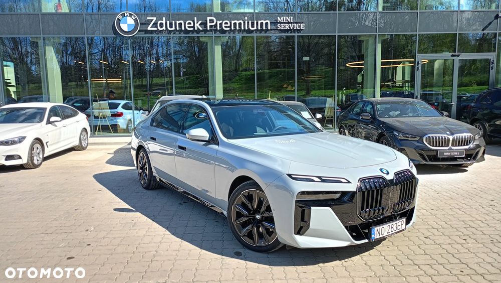 BMW Seria 7 - 7