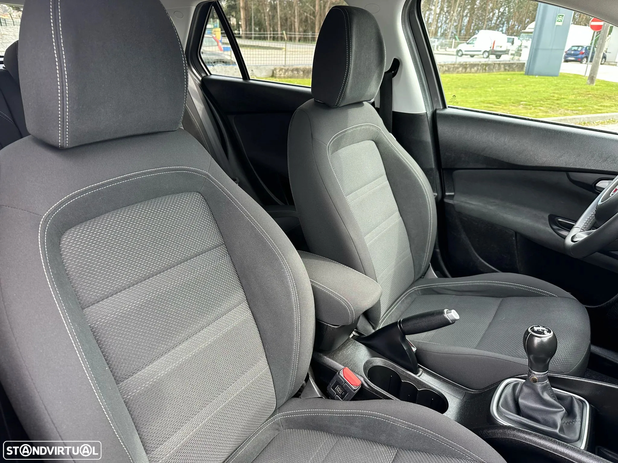 Fiat Tipo Station Wagon 1.3 M-Jet Lounge - 11