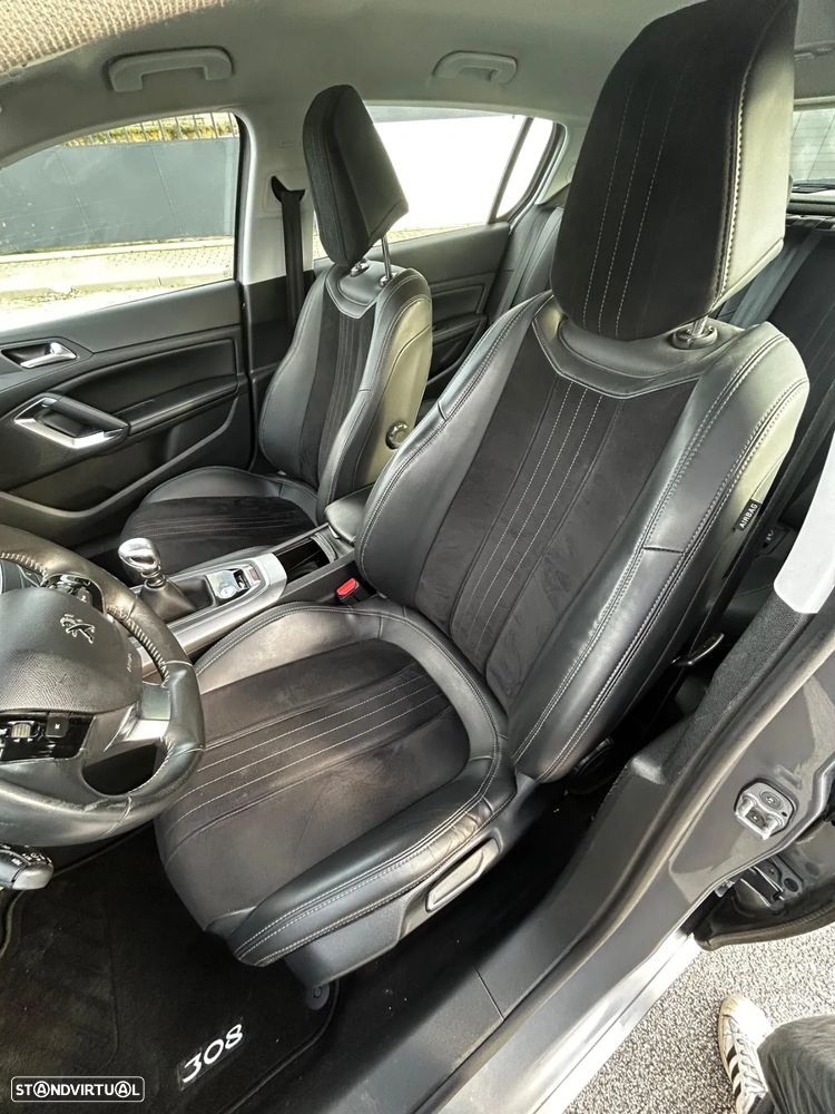 Peugeot 308 130 e-THP Stop & Start Allure - 21