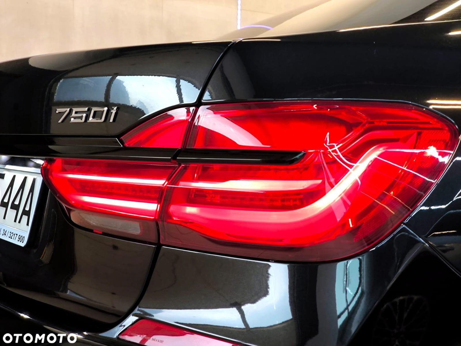 BMW Seria 7 750Li xDrive - 9