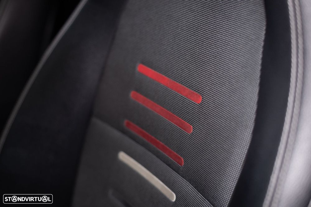 Mercedes-Benz A 180 d Progressive Aut. - 24