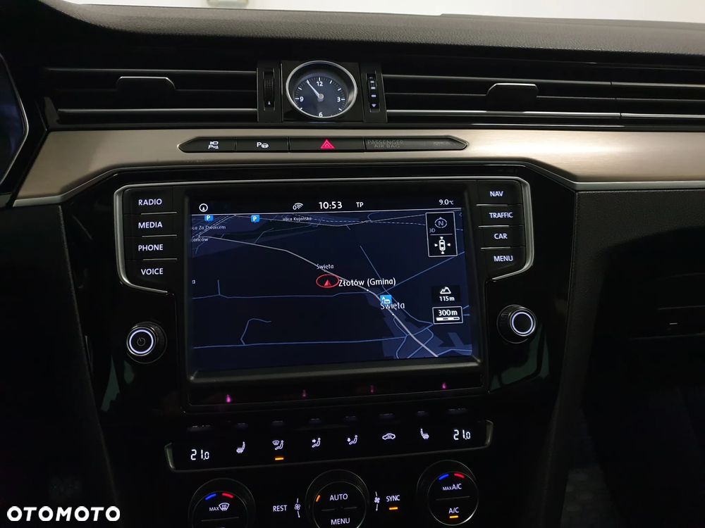 Volkswagen Passat 2.0 TDI BMT Highline - 14