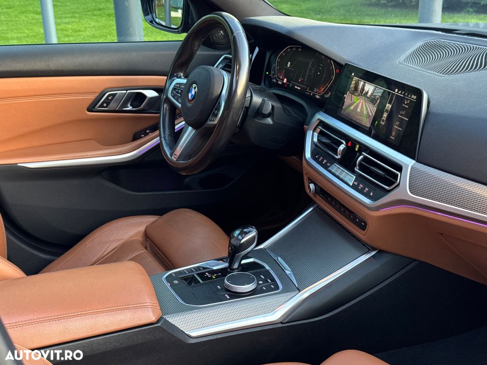 BMW Seria 3 330i AT - 7