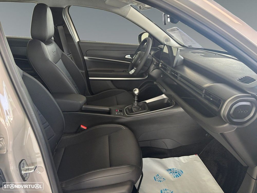 Jeep Avenger 1.2 GSE T3 Altitude - 16