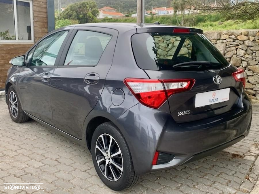 Toyota Yaris 1.4 D-4D Comfort+P.Style - 4