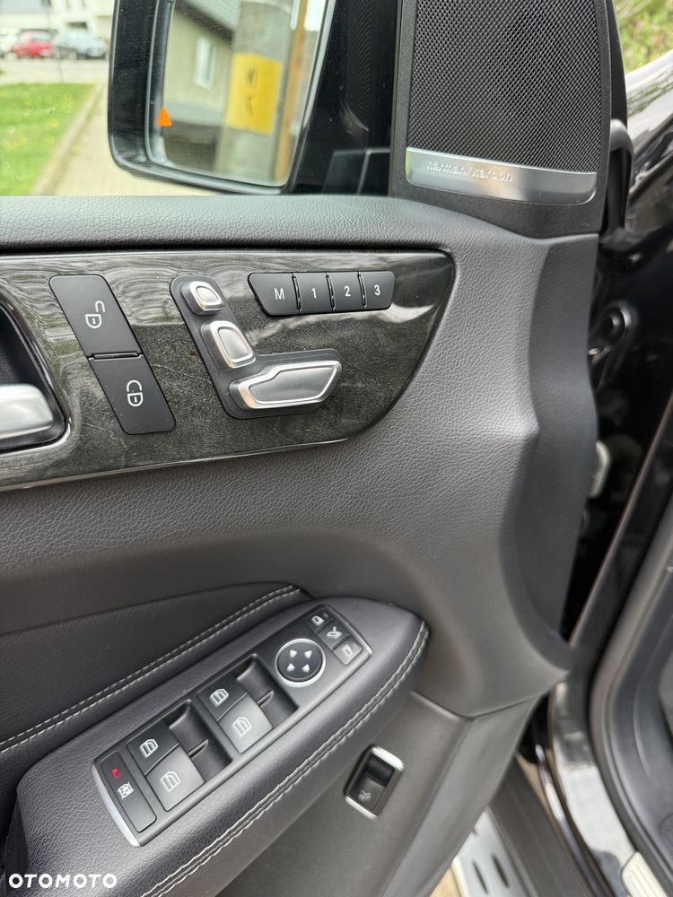 Mercedes-Benz GLE AMG 43 4Matic 9G-TRONIC AMG Line - 25