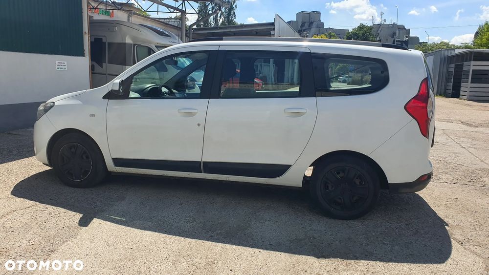 Dacia Lodgy 1.6 SCe Stepway S&S - 19
