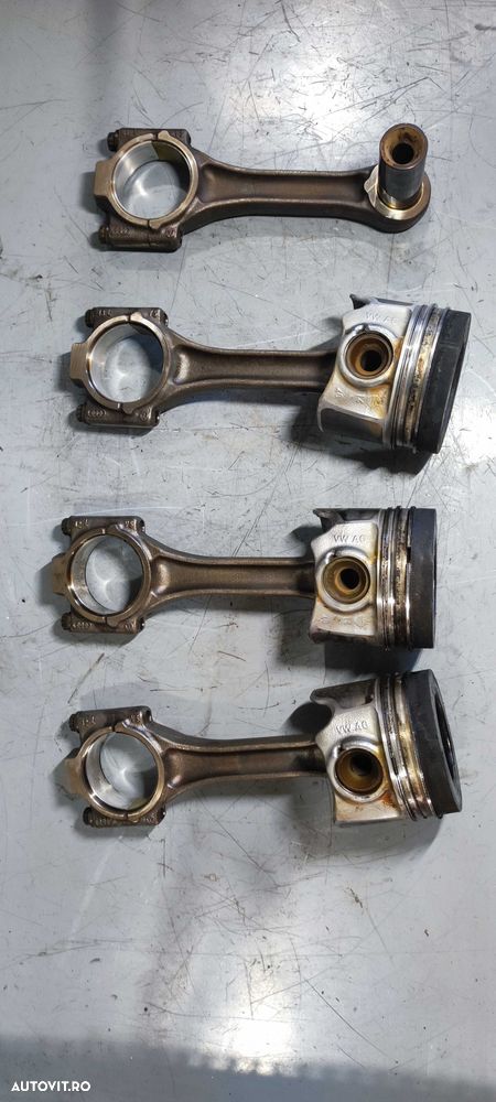 Piston volkswagen vw passat golf 1.6 tdi E6 cod motor CRK - 4