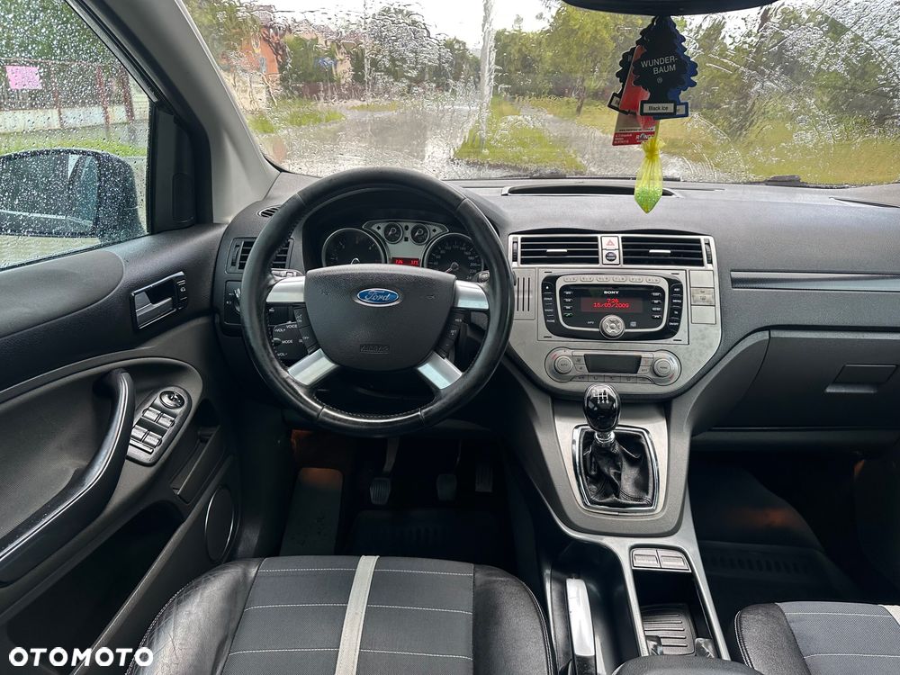Ford Kuga - 7