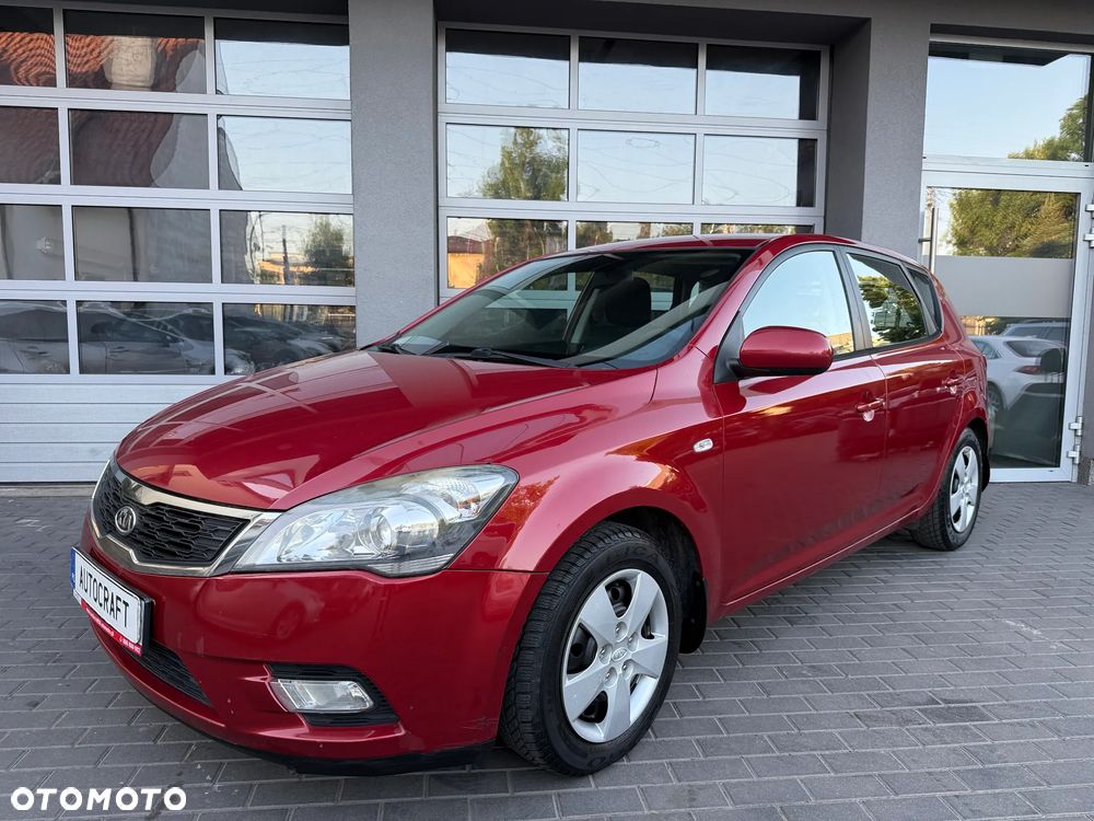 Kia Ceed 1.4 Comfort + - 17