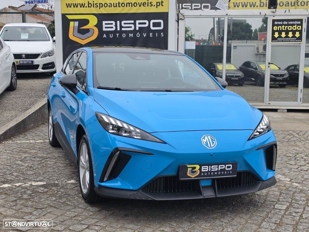 MG MG4 64 kWh Luxury - 4