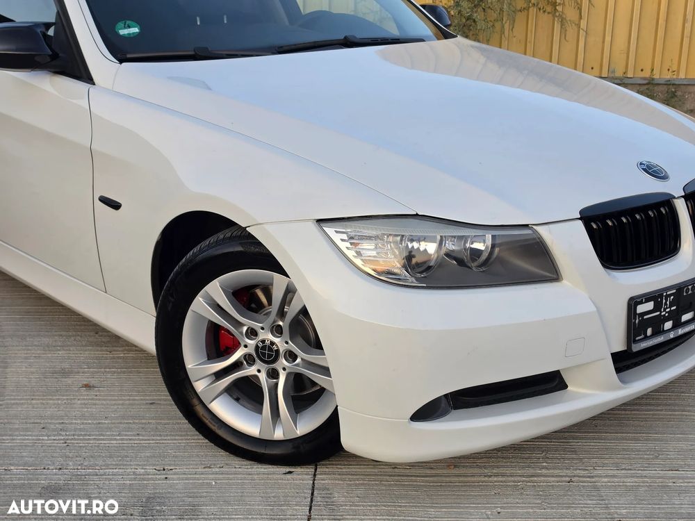 BMW Seria 3 318d DPF Edition Exclusive - 14