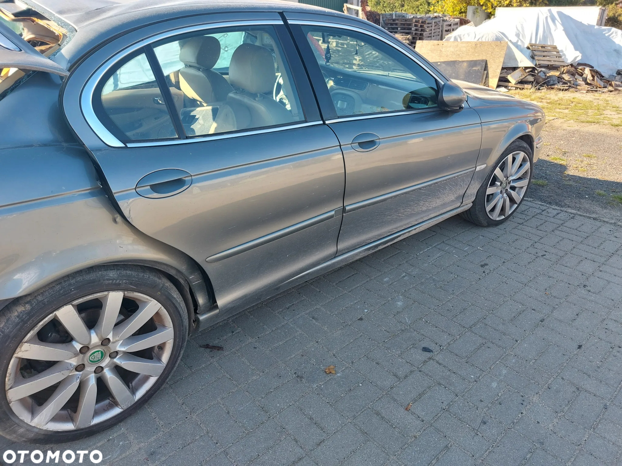 Jaguar X TYPE na części 2,0 D SILNIK 2,0D  SKRZYNIA ALTERNATOR ROZRUSZNIK DRZWI SZYBY MASKA LAMPY FELGI KOŁA LUSTERKA - 8