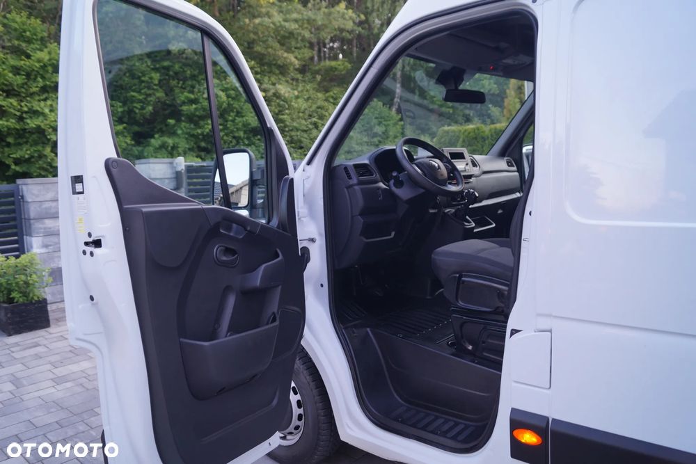 Renault Master - 10