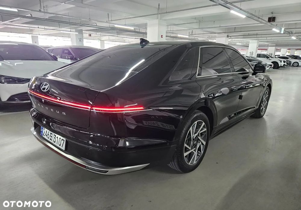 Hyundai Grandeur - 7