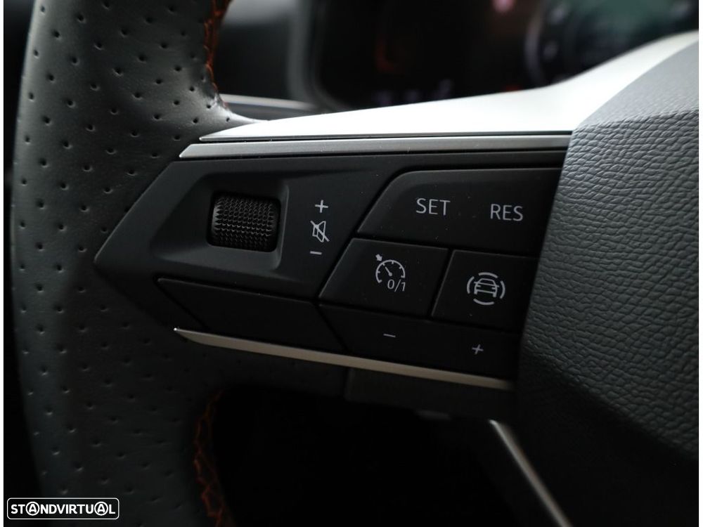 SEAT Arona 1.0 TSI FR - 33