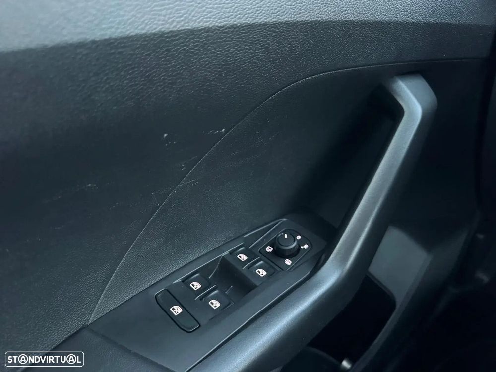 VW T-Cross 1.0 TSI - 35