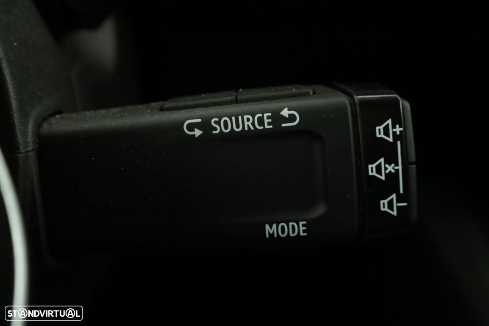 Renault Captur 1.0 TCe Techno Bi-Fuel - 19