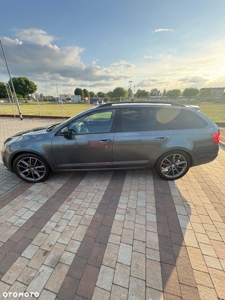 Skoda Octavia 2.0 TDI RS DSG - 3