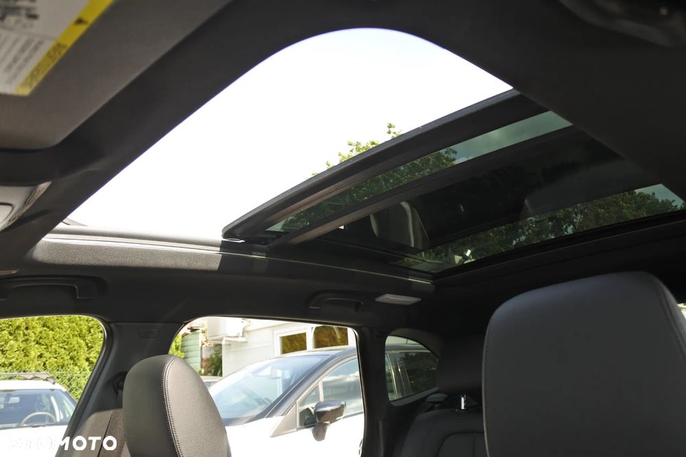 BMW X1 xDrive25i xLine sport - 24