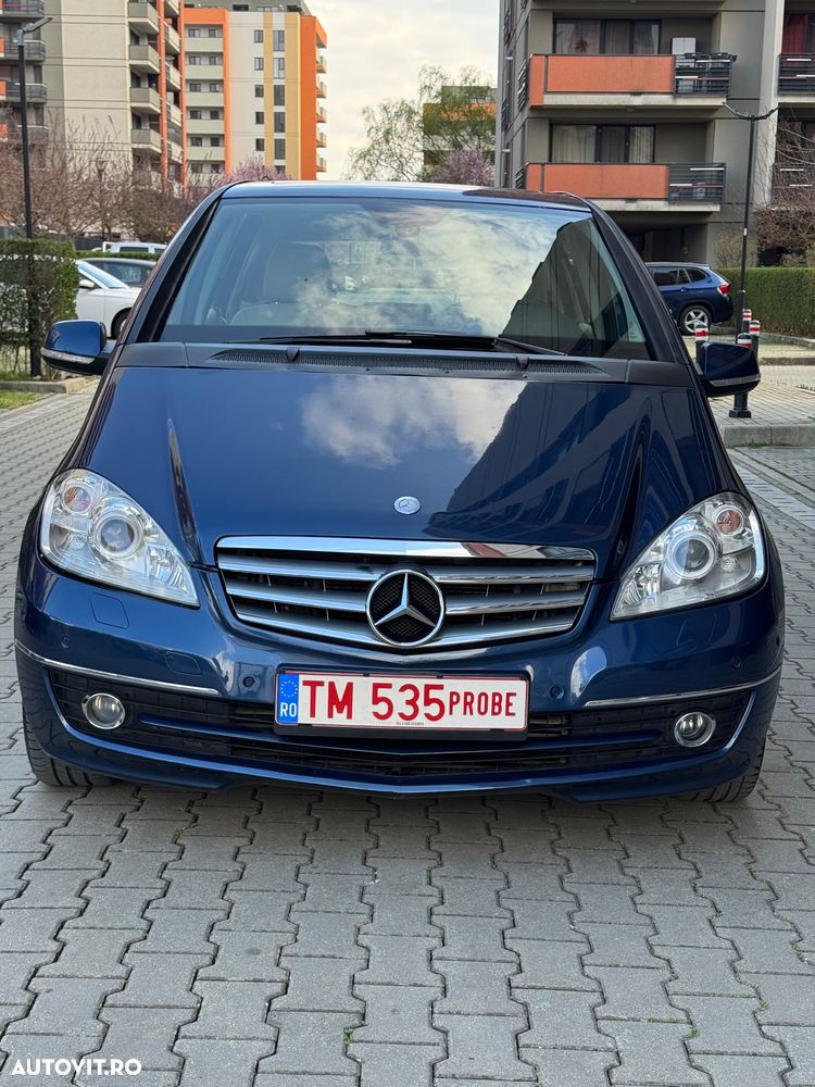 Mercedes-Benz A 180 CDI Autotronic Avantgarde Edition 10 - 11