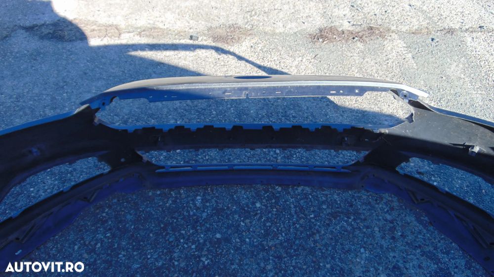 Bara fata Ford Mondeo MK5 cu gauri pentru senzori parcare an 2016 cu defect - 8