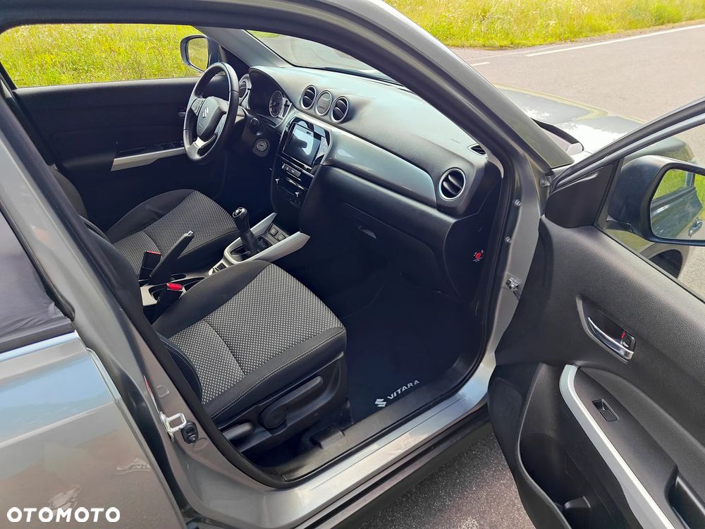 Suzuki Vitara - 21