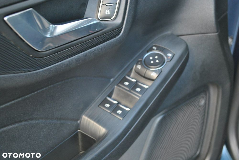 Ford Kuga 2.0 EcoBlue 4x4 ST-LINE - 17