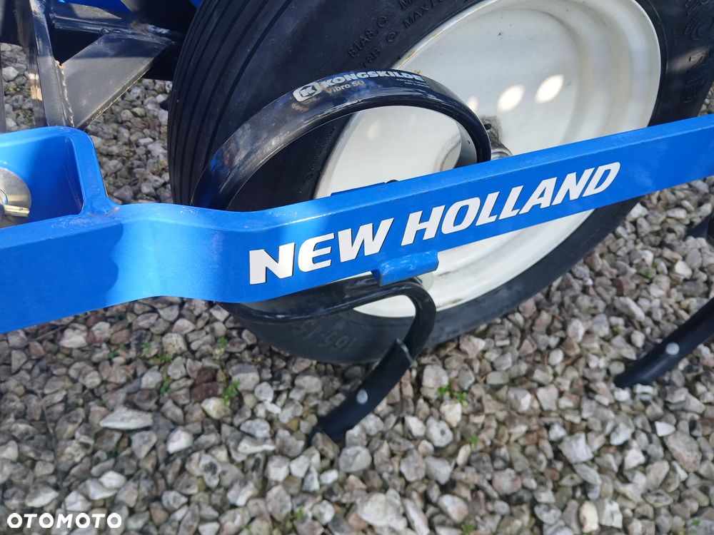 New Holland SBL V530 - 4