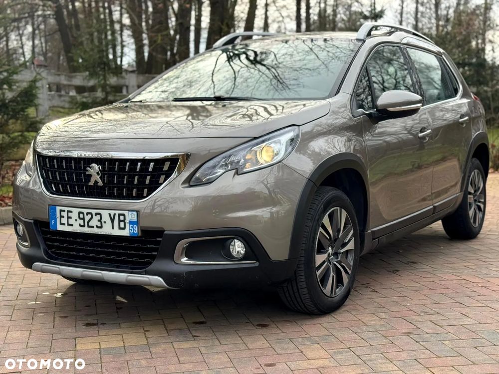 Peugeot 2008 1.2 Pure Tech Style S&S - 22