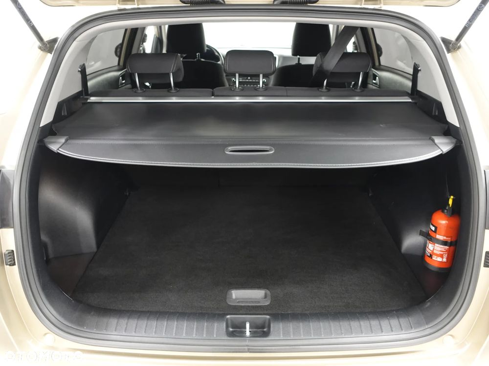 Kia Sportage 1.6 CRDI AWD SPIRIT - 24