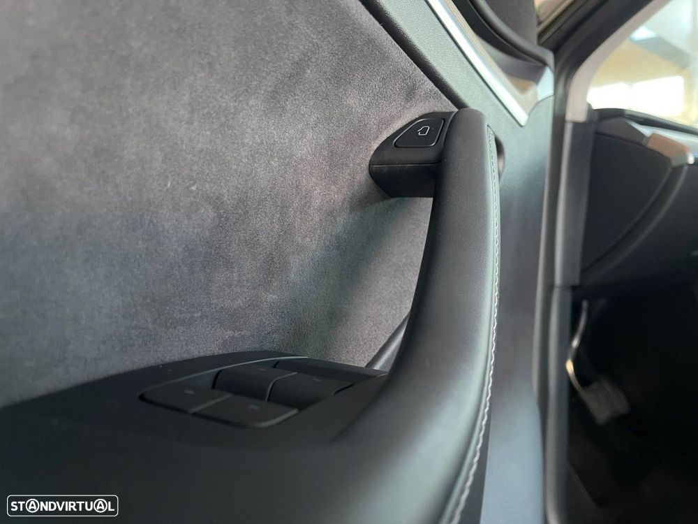 Tesla Model Y Standard - 6