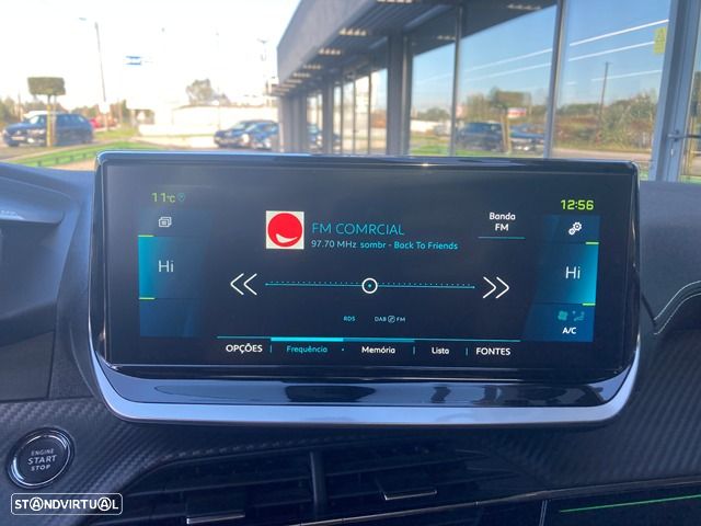 Peugeot e-208 GT+ - 24