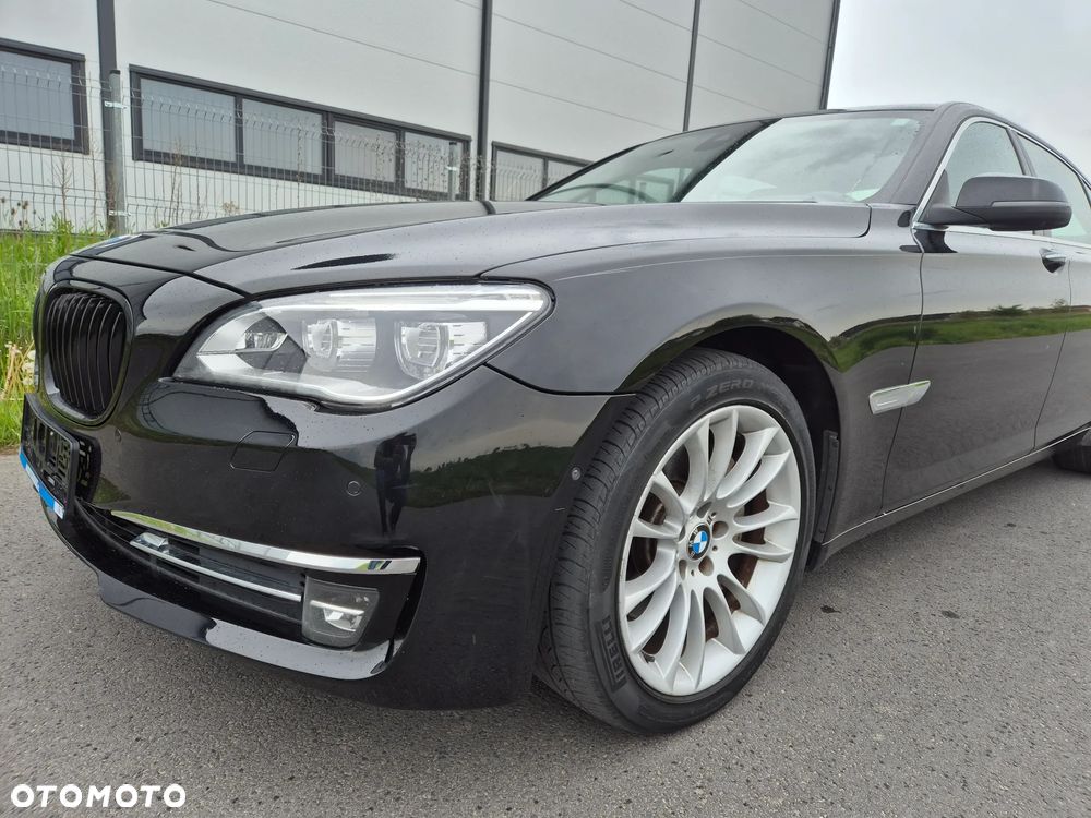 BMW Seria 7 740Li - 2