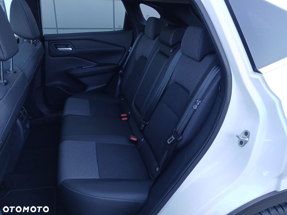 Nissan Qashqai 1.3 DIG-T MHEV N-Connecta Xtronic - 13