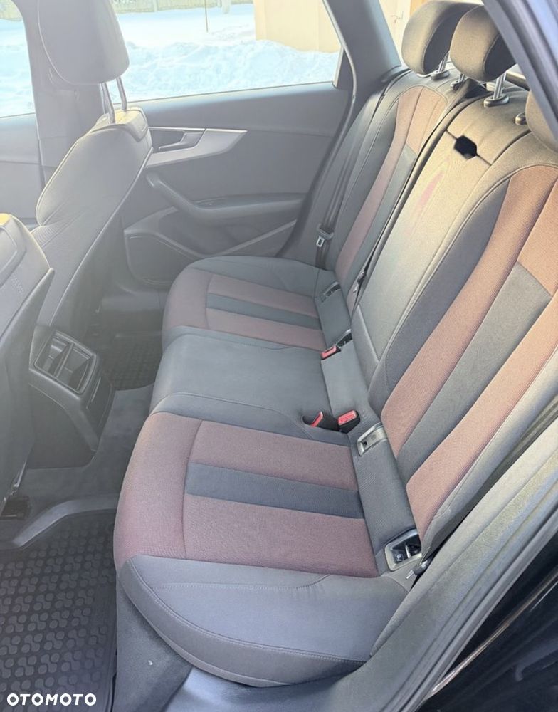 Audi A4 Avant 2.0 TDI - 8