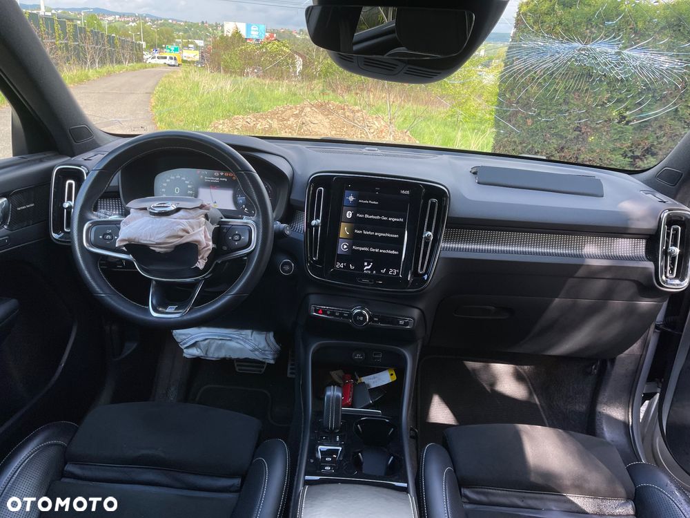 Volvo XC 40 D4 AWD Geartronic R-Design - 20