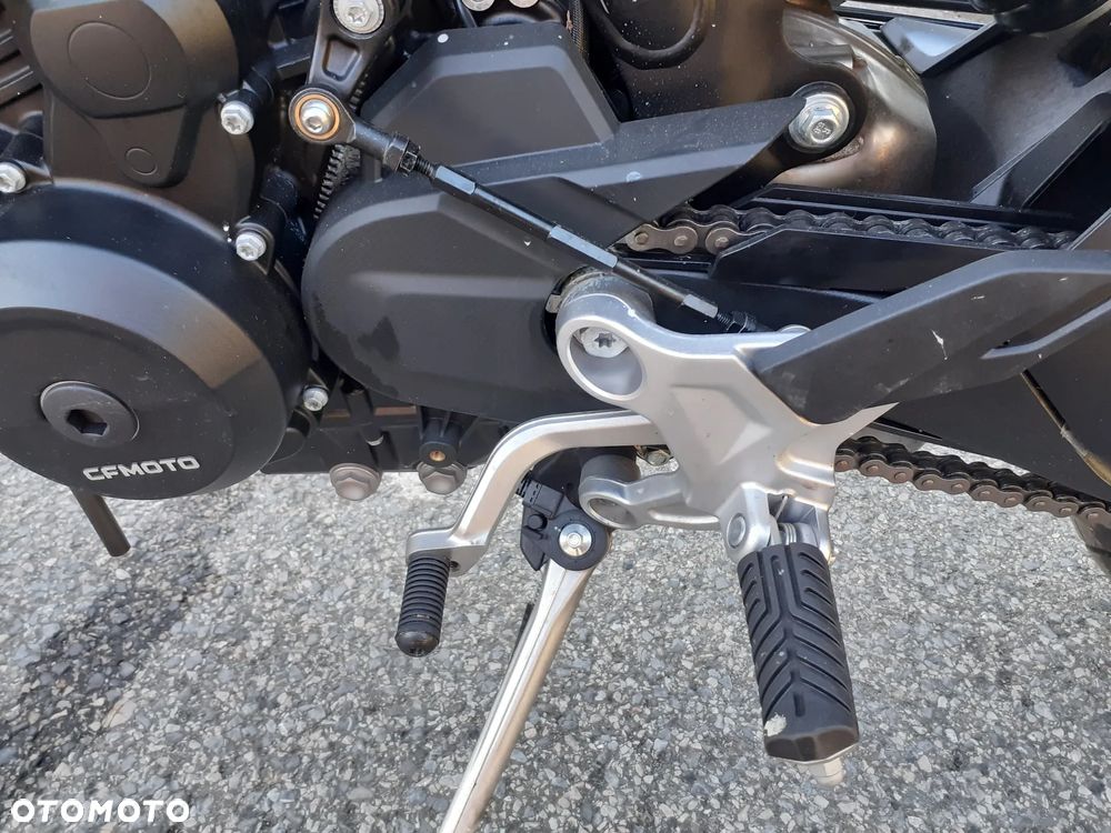 CFMoto 800NK - 23