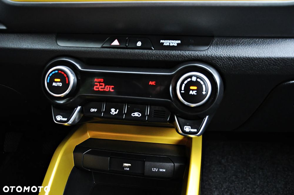 Kia Stonic 1.0 T-GDI L Business Line - 19