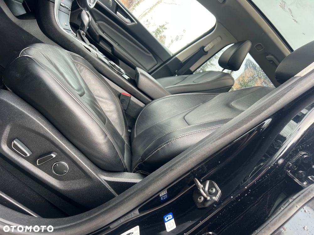 Ford S-Max 2.0 TDCi Titanium PowerShift - 16