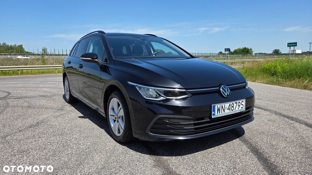 Volkswagen Golf 1.5 eTSI Life DSG - 9