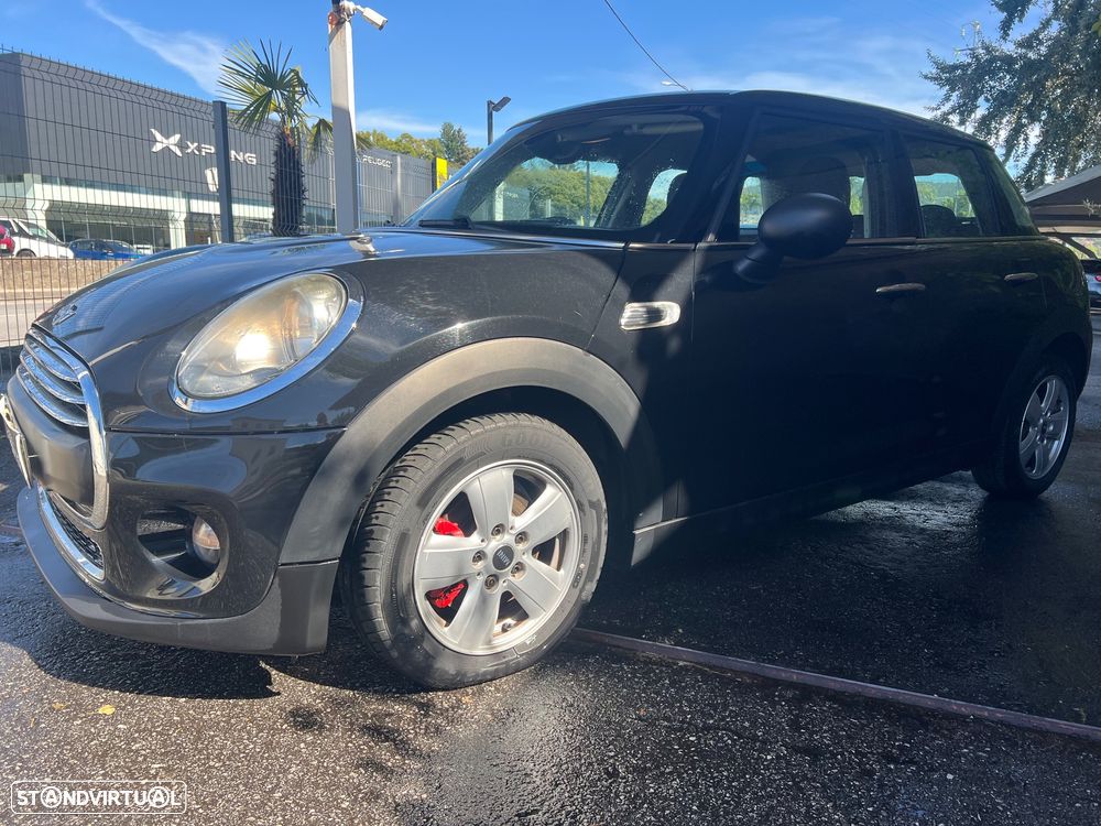 MINI 5 Portas Cooper D - 4