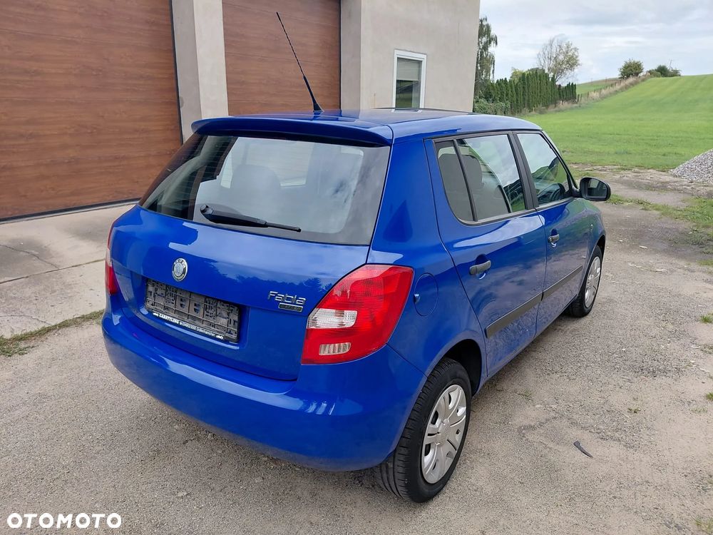 Skoda Fabia 1.2 HTP Ambiente - 31