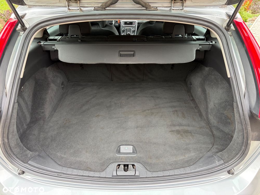 Volvo V60 D2 Kinetic - 31