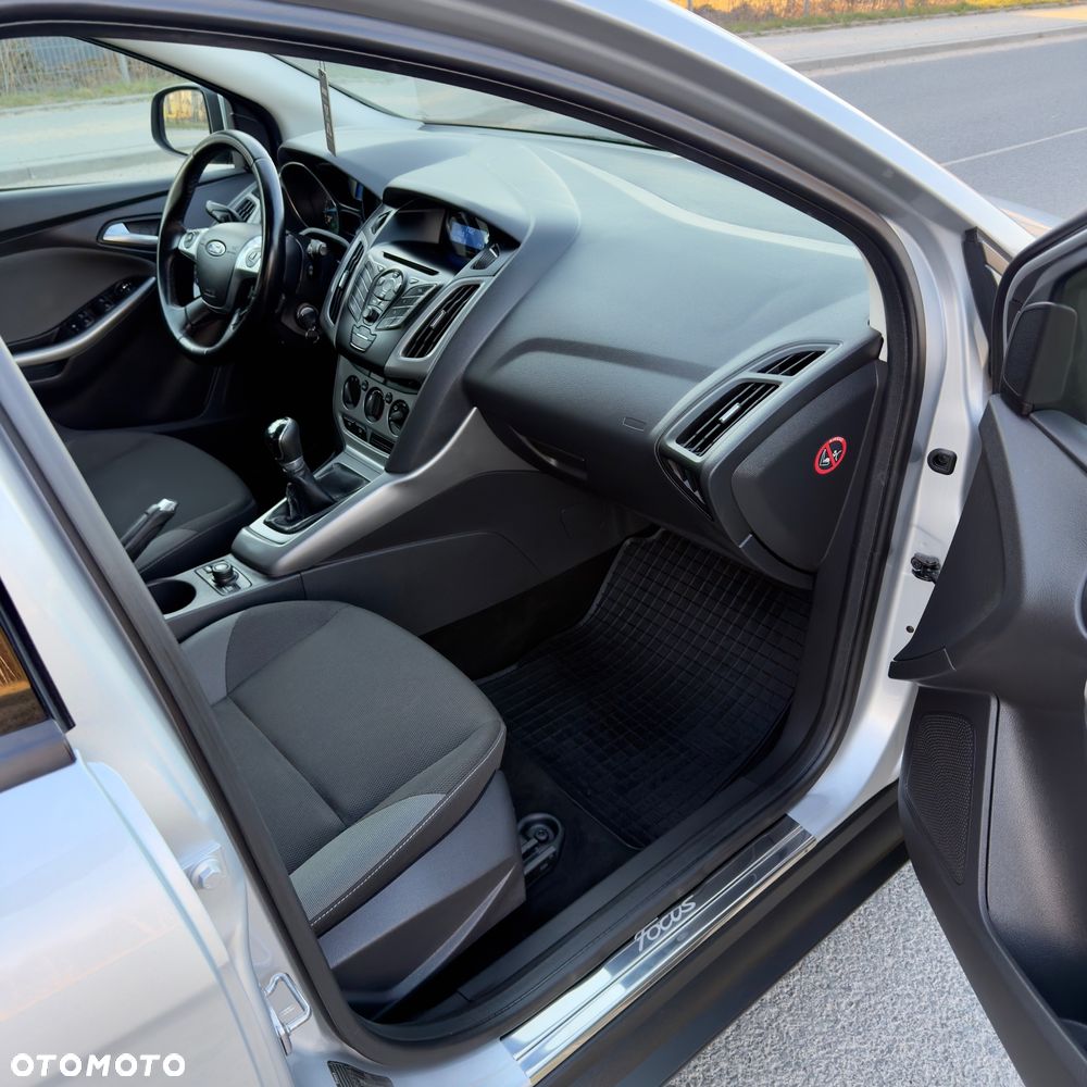 Ford Focus 1.6 Ti-VCT Trend - 23