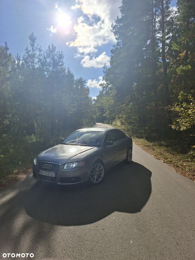 Audi A4 Limousine